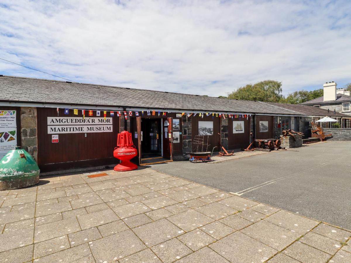 Maritime Mews, 6 The Oakleys Vila Porthmadog Exterior foto